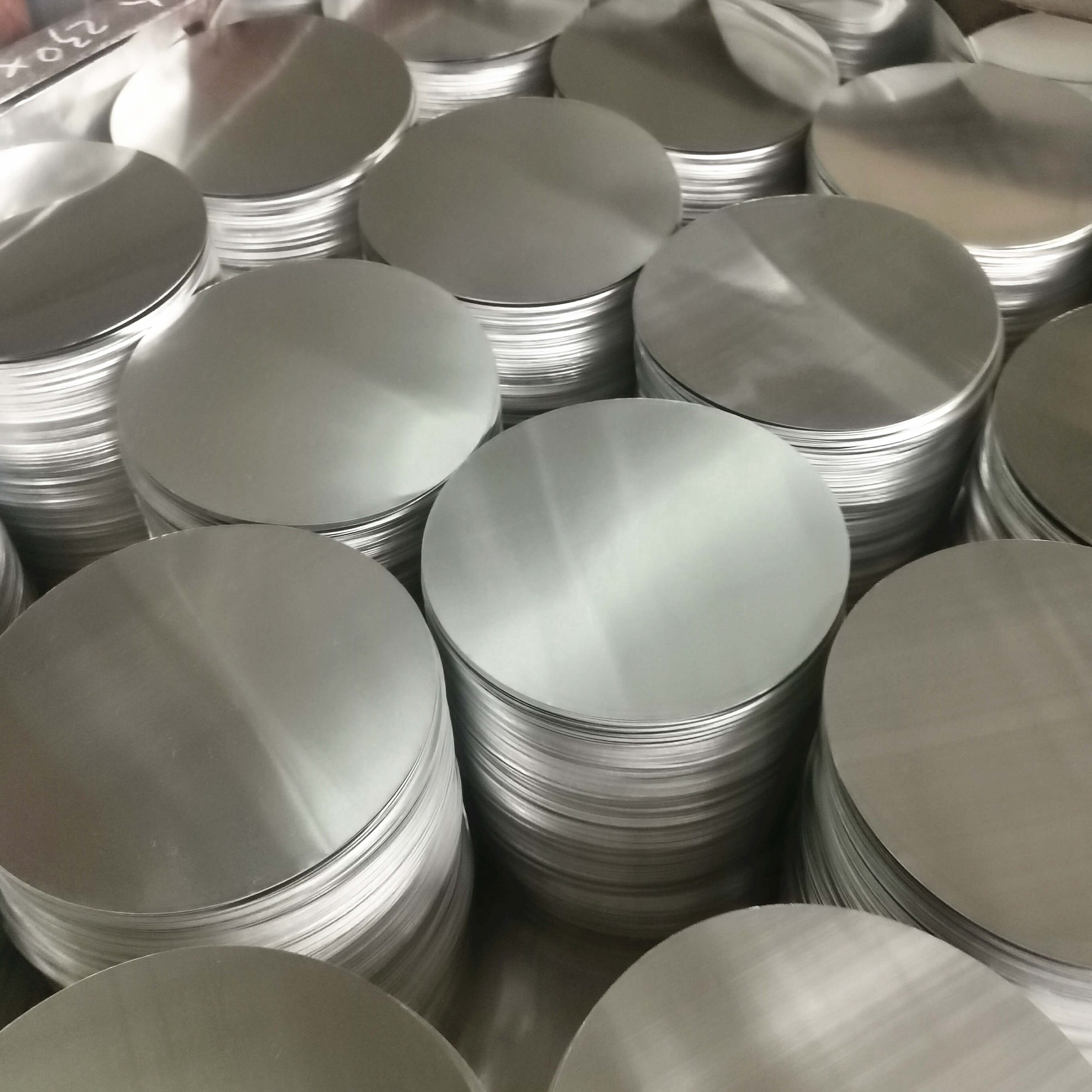 Aluminum circle