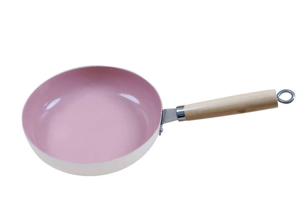 Aluminum pot pink white
