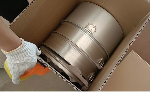 Packed Kitchenware