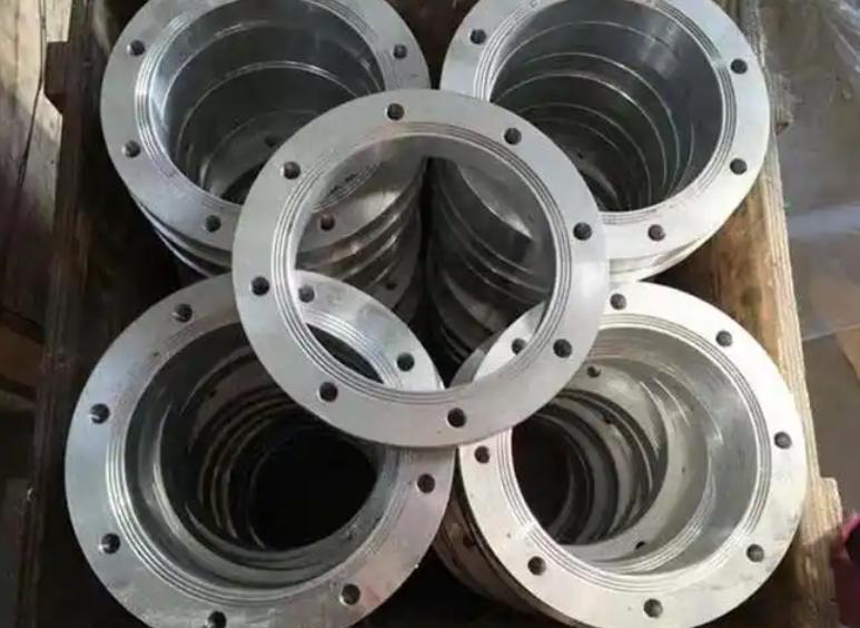Aluminium heavy flanges